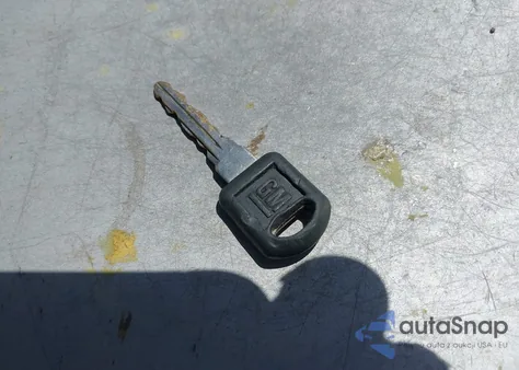 1996 Chevrolet S Truck S10 из США, поврежденный, VIN 1GCCS19X8TK187767